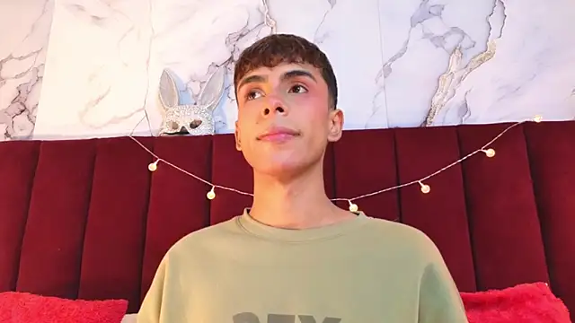 PrincePoppy online show from 29, 9, 2025