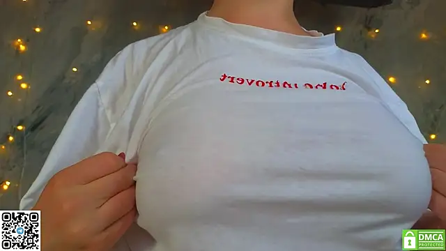 Snapshot of miss_bubbles_ chatting on 16, 7, 2026 miss bubbles online show from 16, 7, 2026