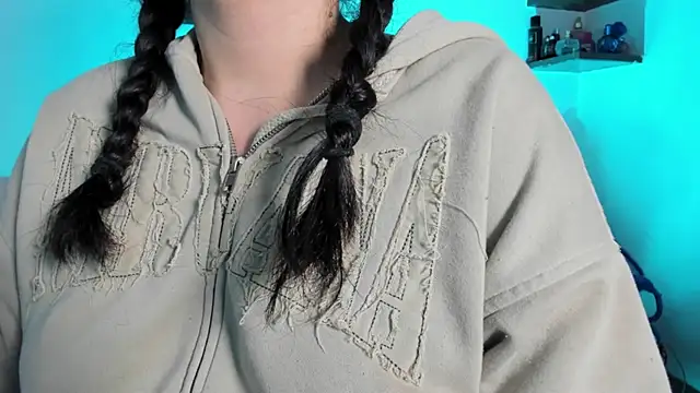 snow doll online show from 23, 10, 2025