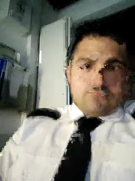 Bradd 32 online show from 2, 2, 2026