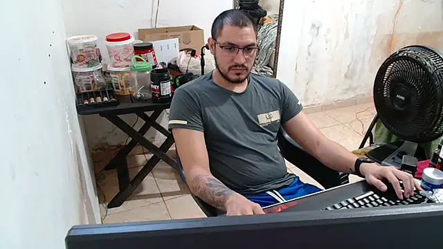 Leonino231 online show from 10, 10, 2025