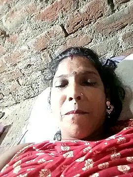Snapshot of Savita992 chatting on 17, 9, 2025 Savita992 online show from 17, 9, 2025