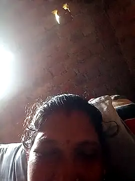 Snapshot of Savita992 chatting on 18, 9, 2025 Savita992 online show from 18, 9, 2025