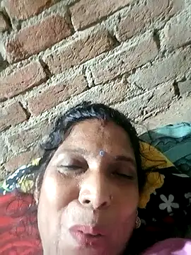 Snapshot of Savita992 chatting on 26, 9, 2025 Savita992 online show from 26, 9, 2025