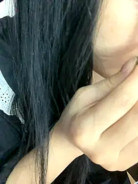 Snapshot of Linhtruong_ chatting on 15, 9, 2025 Linhtruong online show from 15, 9, 2025