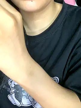 Snapshot of Linhtruong_ chatting on 29, 9, 2025 Linhtruong online show from 29, 9, 2025