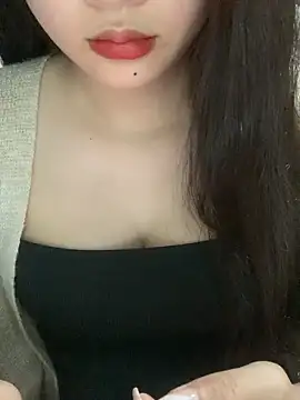 Snapshot of Linhtruong_ chatting on 22, 11, 2025 Linhtruong online show from 22, 11, 2025