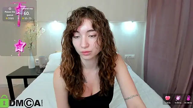 Snapshot of Adelina_Bliss chatting on 5, 12, 2025 Adelina Bliss online show from 5, 12, 2025