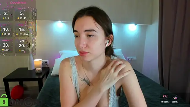 Snapshot of Adelina_Bliss chatting on 17, 2, 2026 Adelina Bliss online show from 17, 2, 2026