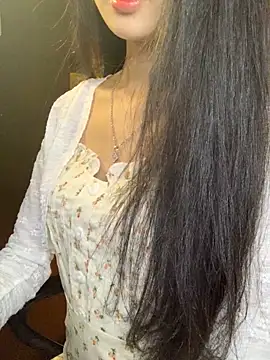 Nhinhi18 online show from 1, 4, 2026