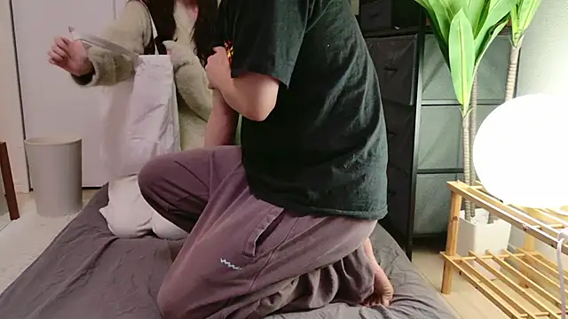 C-4bomb online show from 16, 12, 2025