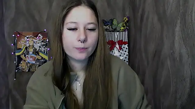 Snapshot of Linda_S_ chatting on 10, 10, 2025 Linda S  online show from 10, 10, 2025