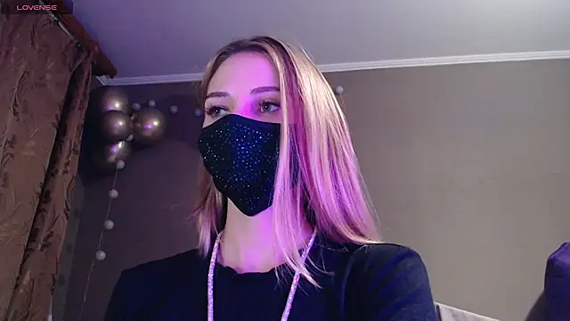 Iris lave online show from 6, 11, 2025