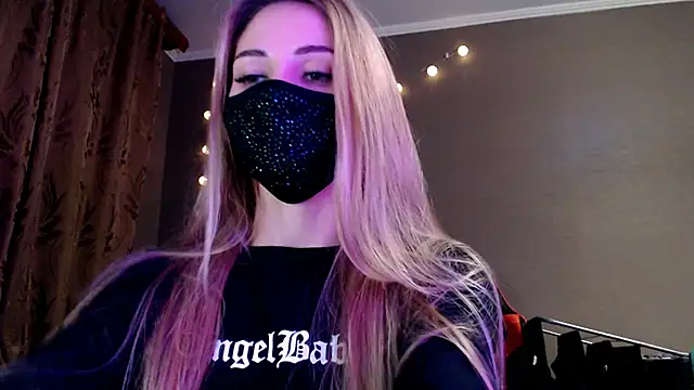 Iris lave online show from 1, 12, 2025