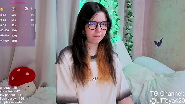 little Teya online show from 14, 11, 2025