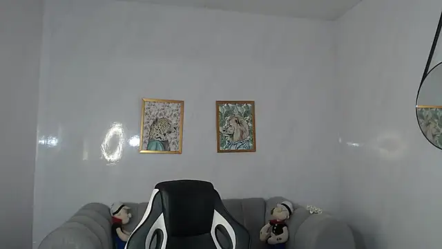  Mia sweet b online show from 18, 9, 2025