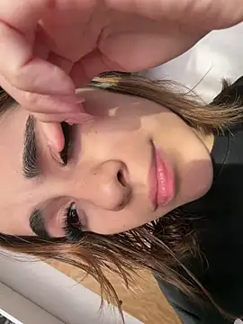 Babylovetiernax online show from 7, 3, 2026