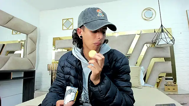 Ibratxandy online show from 14, 11, 2025