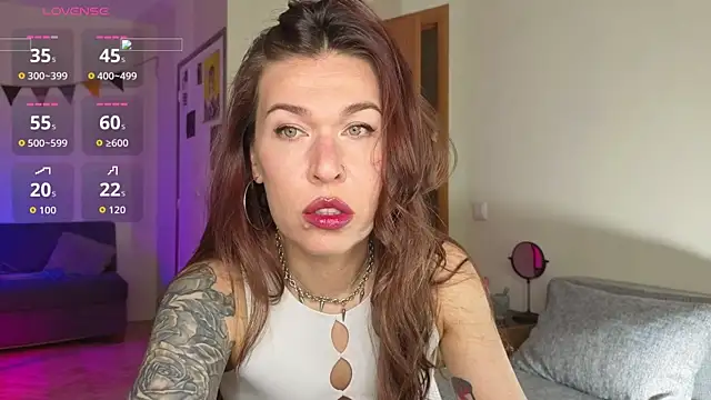 ReginaFoXXXy online show from 9, 6, 2026