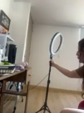 Sharon Black online show from 19, 4, 2026