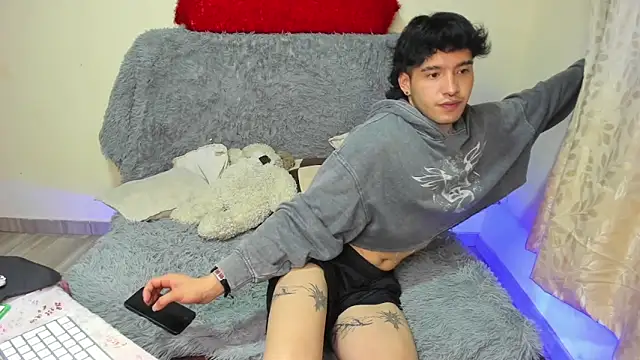  viollette  online show from 21, 10, 2025