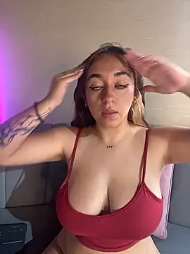 LuPink  online show from 17, 10, 2025