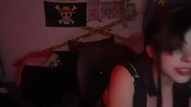 Snapshot of PixelKitty_ chatting on 31, 10, 2025 PixelKitty online show from 31, 10, 2025