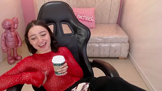 venuss09 s online show from 3, 2, 2026