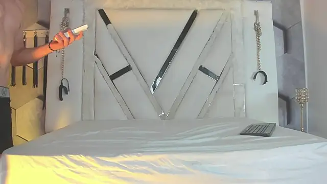 PeterBowel online show from 24, 9, 2025