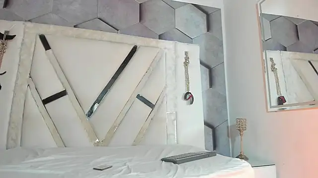 PeterBowel online show from 7, 10, 2025