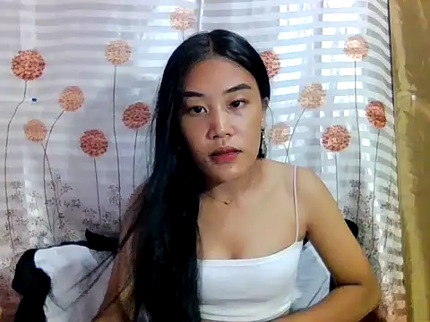 YourWildestDoll online show from 7, 10, 2025