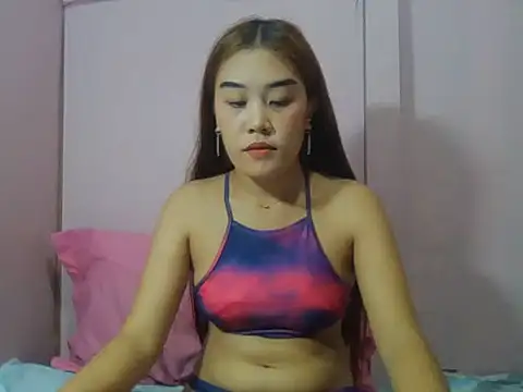 Snapshot of YourWildestDoll chatting on 22, 7, 2026 YourWildestDoll online show from 22, 7, 2026