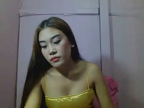 Snapshot of YourWildestDoll chatting on 28, 7, 2026 YourWildestDoll online show from 28, 7, 2026