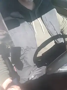 cazzoweb online show from 2, 4, 2026