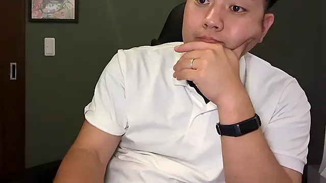 Snapshot of RYO-nonke chatting on 5, 6, 2026 RYO-nonke online show from 5, 6, 2026