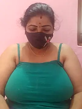 Snapshot of lathikaqueentamil chatting on 17, 9, 2025 lathikaqueentamil online show from 17, 9, 2025