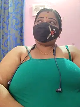 Snapshot of lathikaqueentamil chatting on 28, 9, 2025 lathikaqueentamil online show from 28, 9, 2025