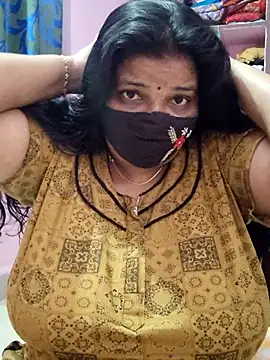 Snapshot of lathikaqueentamil chatting on 15, 10, 2025 lathikaqueentamil online show from 15, 10, 2025