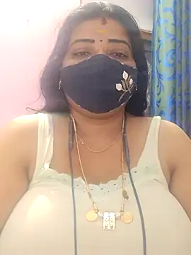 Snapshot of lathikaqueentamil chatting on 27, 10, 2025 lathikaqueentamil online show from 27, 10, 2025