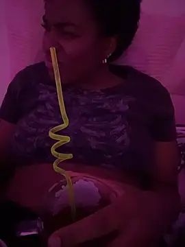 Tu GataLinda online show from 26, 10, 2025