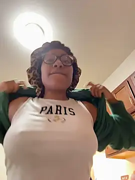 Tu GataLinda online show from 4, 11, 2025