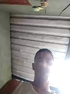 Snapshot of Tomi-45anti chatting on 13, 10, 2025 Tomi-45anti online show from 13, 10, 2025