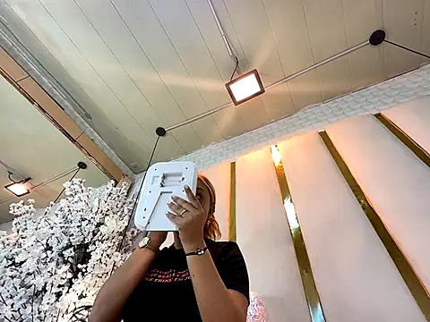 CamilleMilano online show from 19, 9, 2025