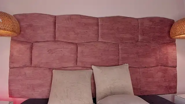 dani velvet online show from 19, 2, 2026