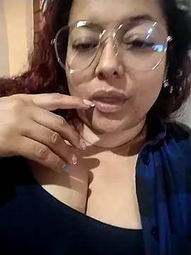 Snapshot of sophimyllers chatting on 10, 2, 2026 sophimyllers online show from 10, 2, 2026