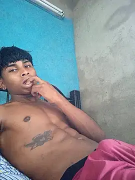 Snapshot of angelchorinos chatting on 30, 9, 2025 angelchorinos online show from 30, 9, 2025