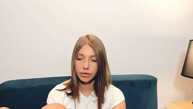 EmmaGorgeous online show from 6, 3, 2026