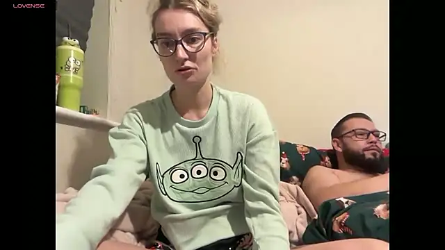 harleyblair online show from 4, 12, 2025