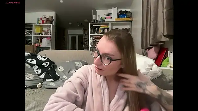 harleyblair online show from 5, 2, 2026