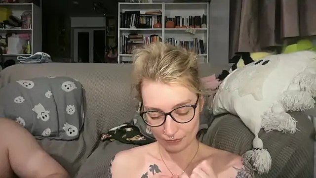 harleyblair online show from 28, 5, 2026